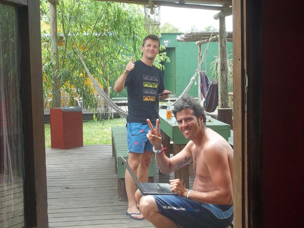 Hostel Covadonga 拉佩德雷拉 外观 照片