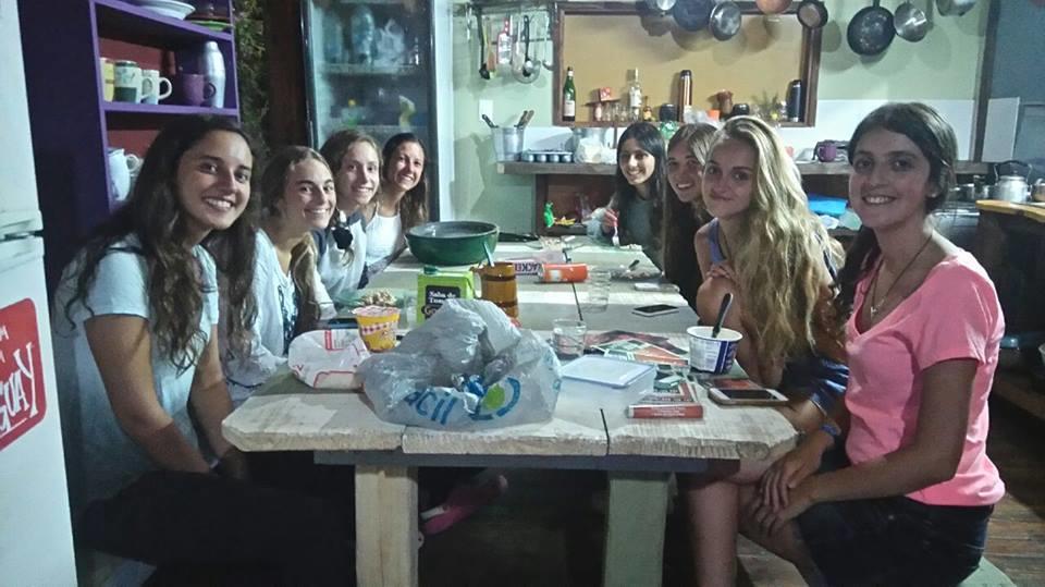 Hostel Covadonga 拉佩德雷拉 外观 照片